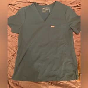 Figs Scrub Top